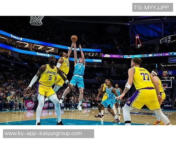 湖人再负黄蜂霍里感慨怀念海斯的影响力